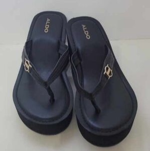 Aldo women platform sandal